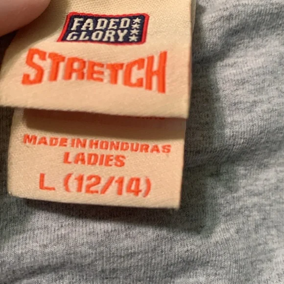 Women’s Gray with print and lace, camisole - Picture 4 of 7